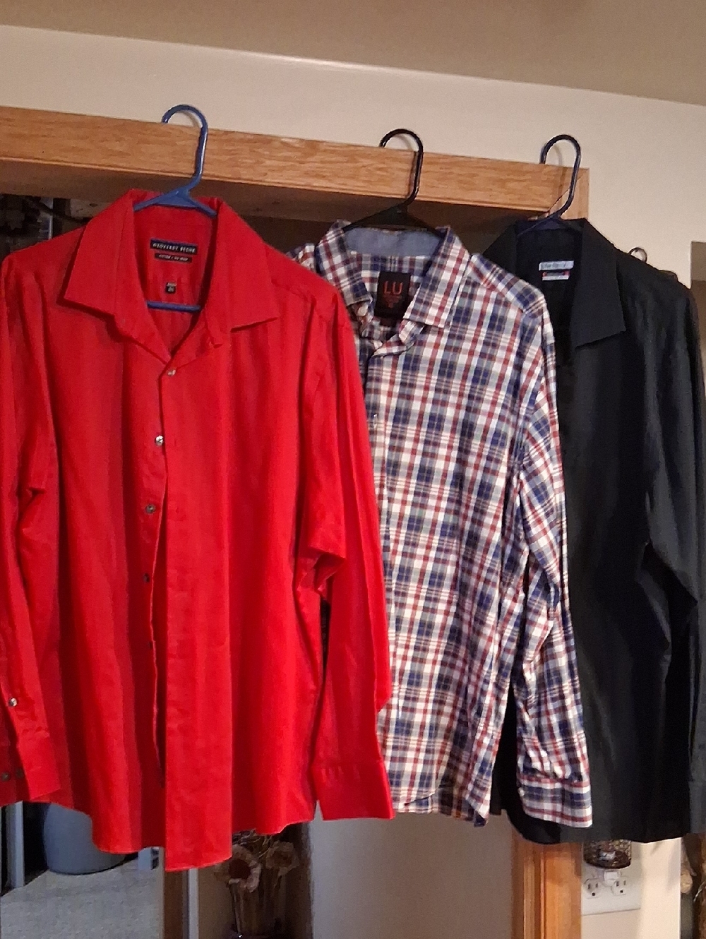 3 Men Button-Down Shirt - Long Sleeve
